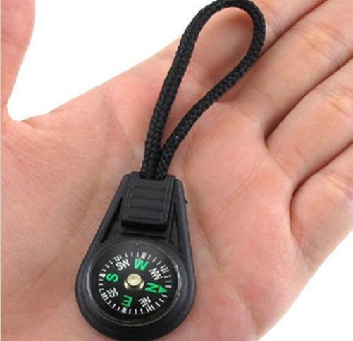 Mini Opknoping Ring Hand Kompas Voor Camping Goedkope Draagbare Wandelen Gereedschap Plastic Touw Sling Kompas met Lanyard 1 ST