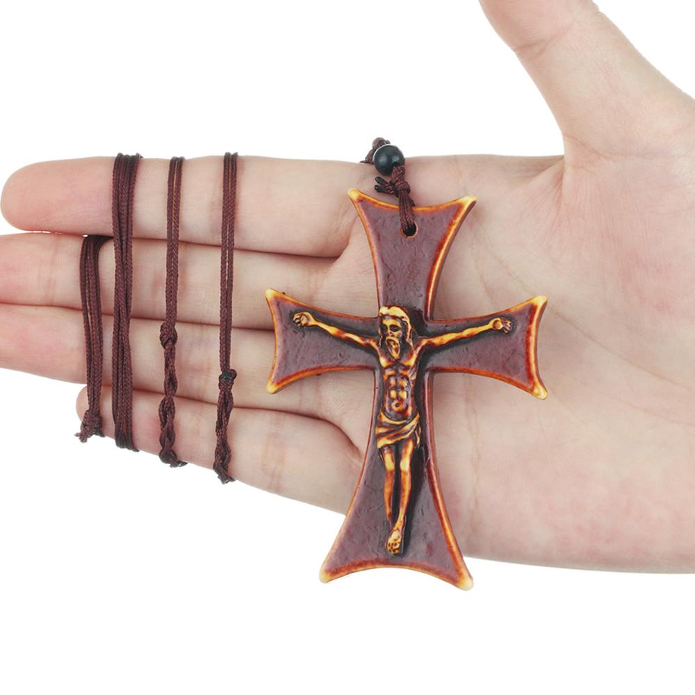 Retro röd akryl krucifix jesus hänge halsband herr riddare maltesiska järn kors halsband justerbara rep kedja smycken