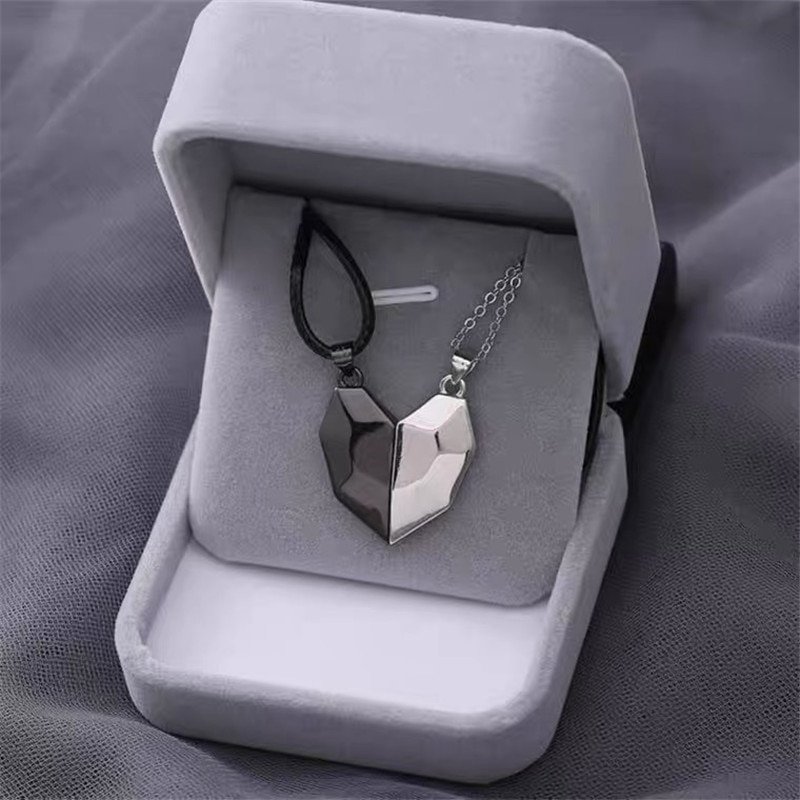 2Pcs Lovers Matching Friendship Heart Pendant Couple Magnetic Distance Faceted Heart Pendant Necklace Couple Jewelry