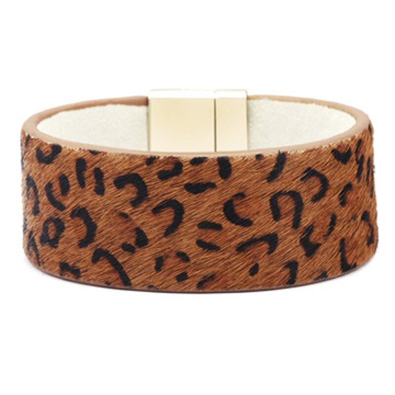 Exaggerated personality leopard print wide side belt bracelet women's titanium steel magnetic absorption Metal Bracelet