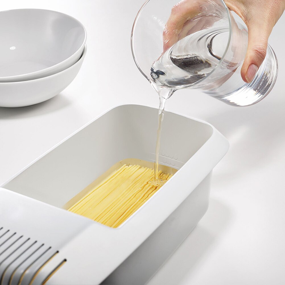Microwave Pasta Cooker with Strainer Heat Resistant Pasta Boat Steamer Spaghetti Noodle Cooker