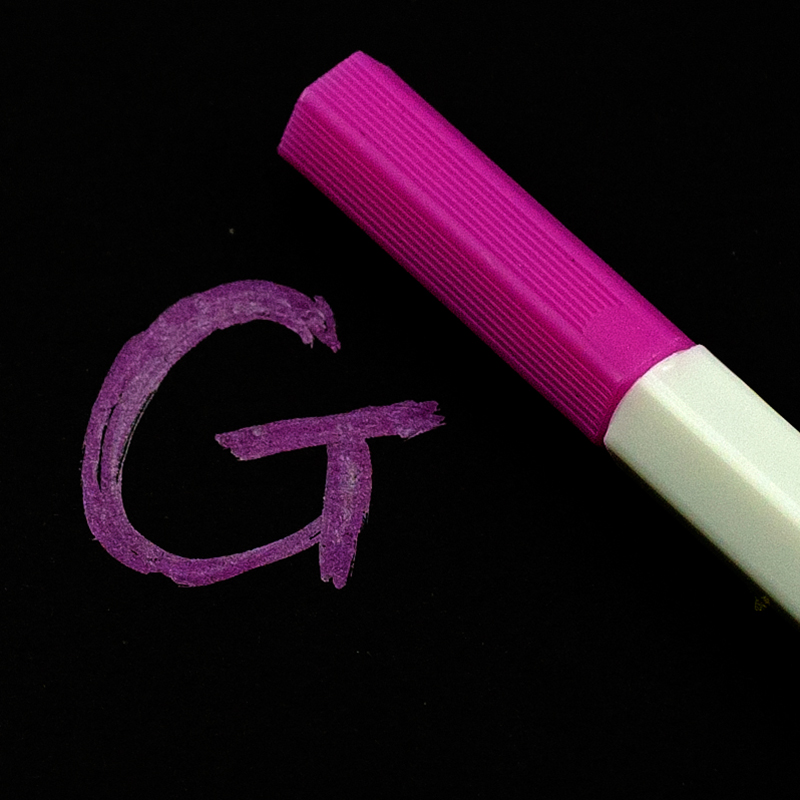 1pcs Metallic permanent paint Marker Pen Art colourful Cute plastic Supplies stationery Scrapbooking Crafts graffiti: Red