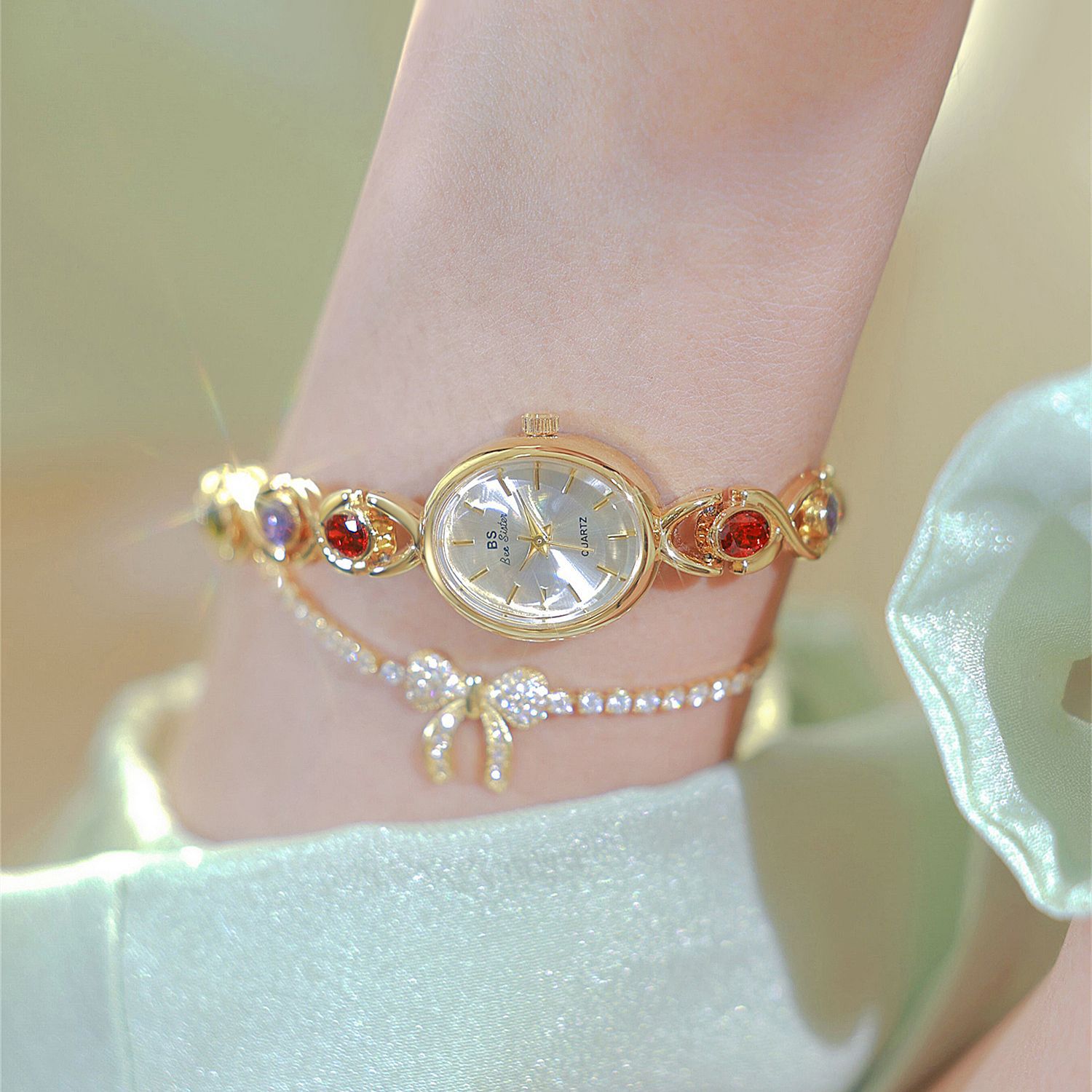UTHAI Uhr Für Frauen Licht Luxus retro Oval Regenbogen Armbinde uhren Wasserdichte Damen Quarzuhr Armbanduhren