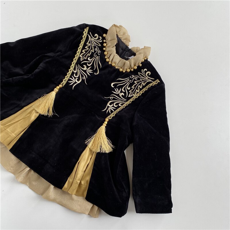 Abito in velluto a coste per ragazze stilista di alta moda abiti per bambini abiti natalizi ricamati con motivo floreale abiti da sposa per bambini