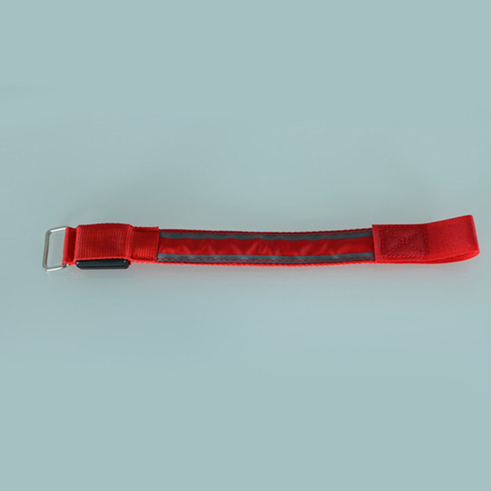 Reflecterende veiligheidsgordel voor buitensporten, armband voor nachtelijk fietsen en hardlopen, led-armband: Rood
