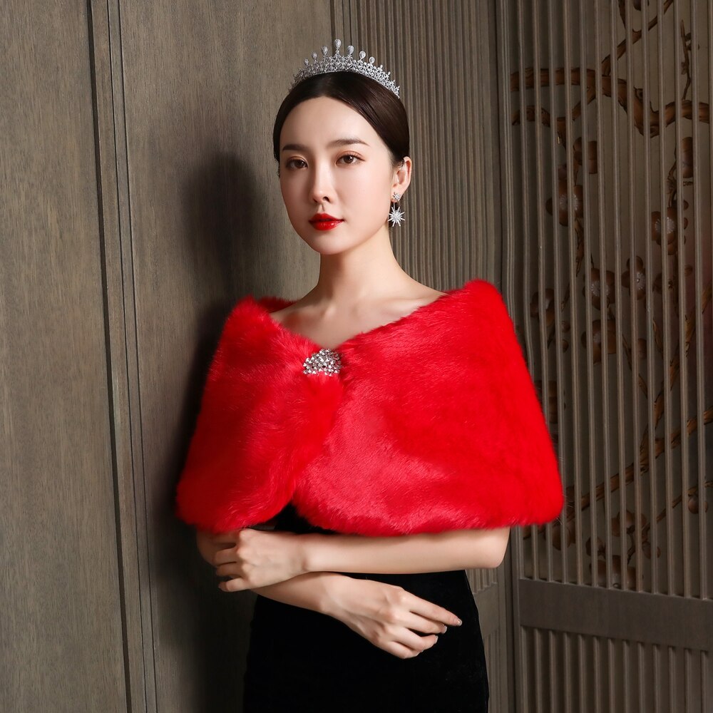 Rode Faux Fur Party Shawl Winter Warm Bridal Bolero Bruiloft Jas Bruiloft Diamanten Broche Bridal Wrap Party Cape