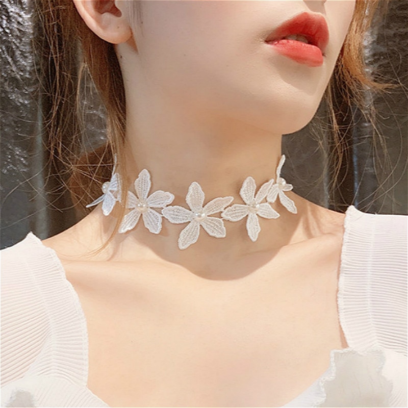 Japanese Kpop Spring Cherry Blossoms Heart Pendant Choker Short Clavicle Necklaces For Girl Cute Aesthetic Jewelry