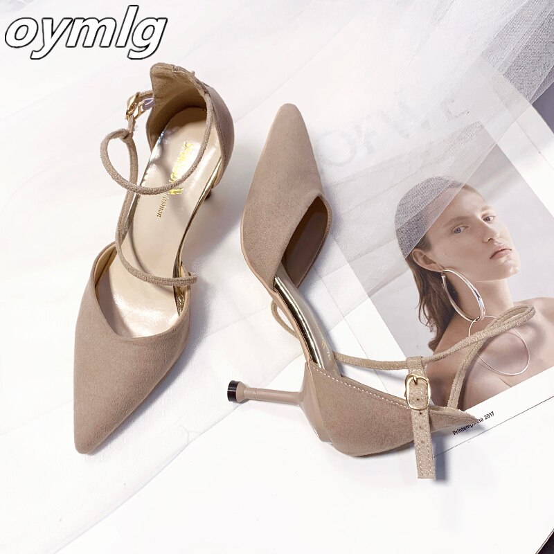 Dames zomer muiltjes slippers hoge hakken dames klinknagels puntige neus vreemde stijl buiten schoenen voor meisjes vrouw