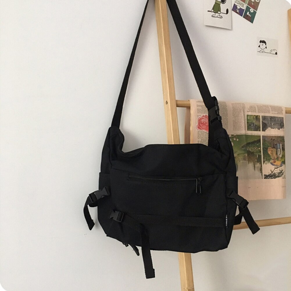 Ladies Pocket Canvas Tooling Bag Postman Bag Korean Bag Cell Phone Bags Simple Crossbody Bags Casual Flap Shoulder Bag