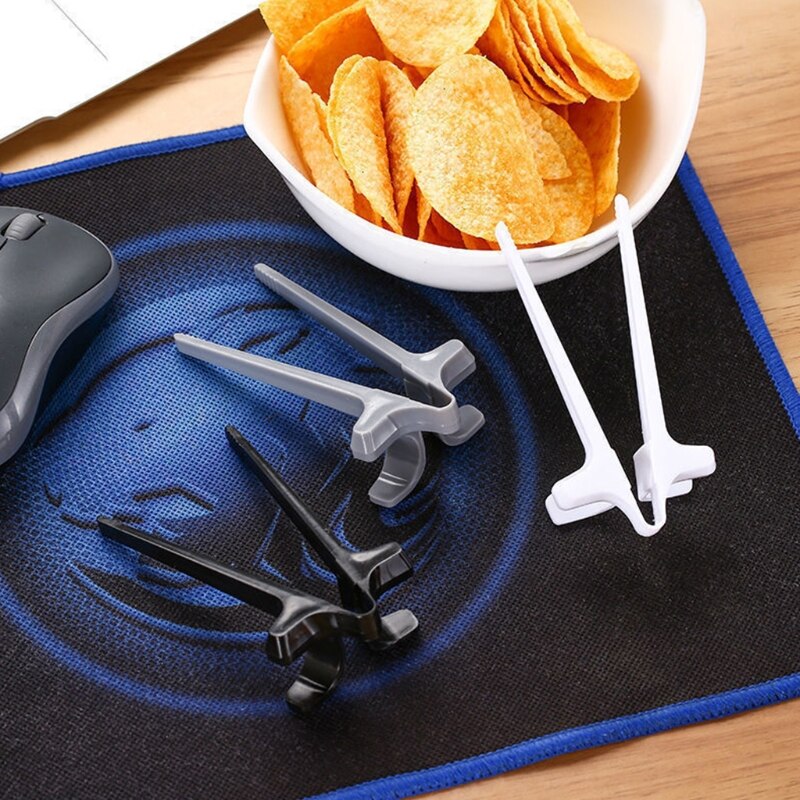 Finger Stäbchen für Gamer Spielen Snack Clips Kunststoff Finger Essstäbchen Snack Finger Zange Spielen Snack Finger Werkzeug Faul Artefakt Assistent Liefert Nicht Schmutzig Hand Freies-Hände Küche Zubehör