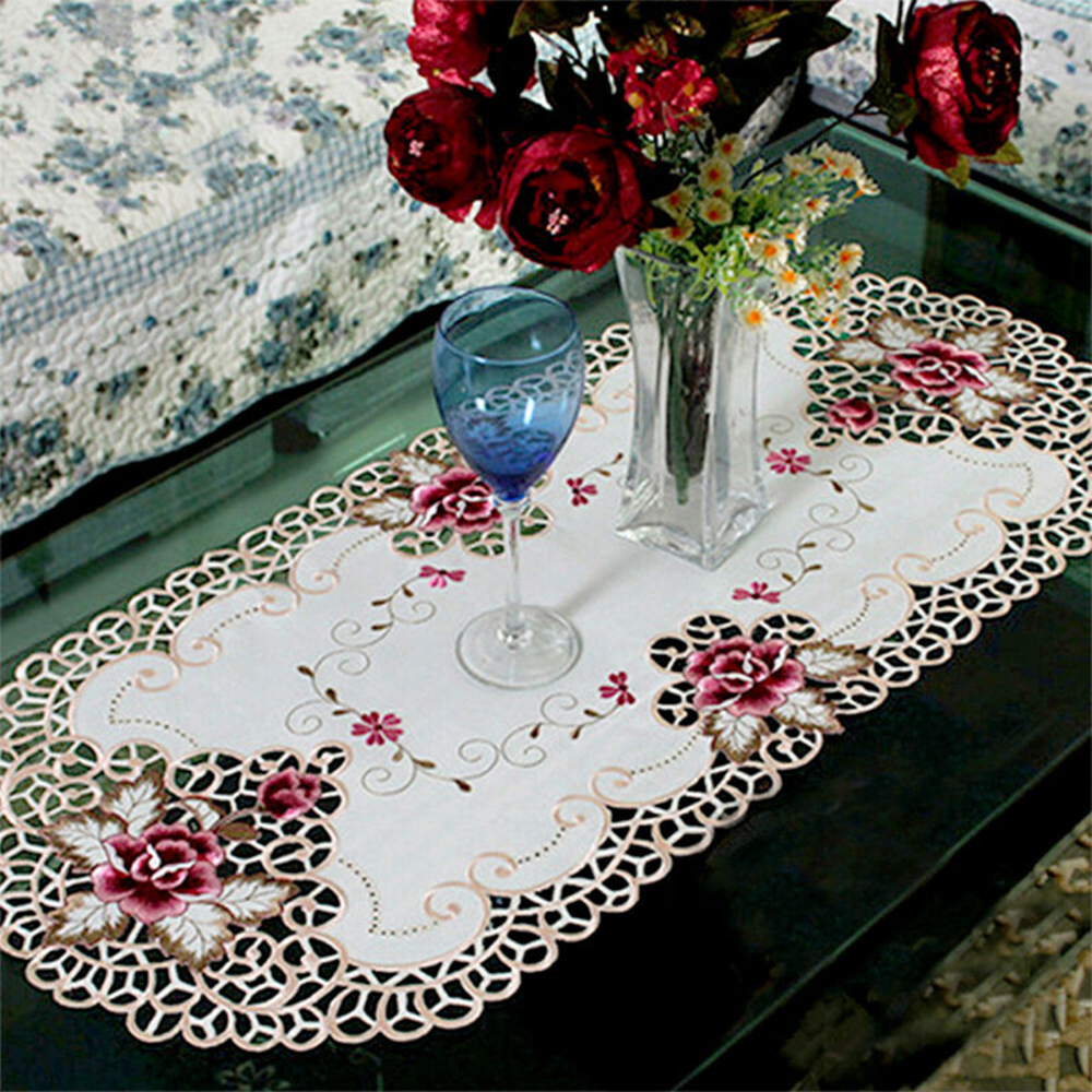 1 Stuks 16x33 Inch Wit Ovale Satijnen Stof Kant Tafelkleed Kleedje Geborduurde Bloemen Kleine Tafelkleed Home Decor placemat