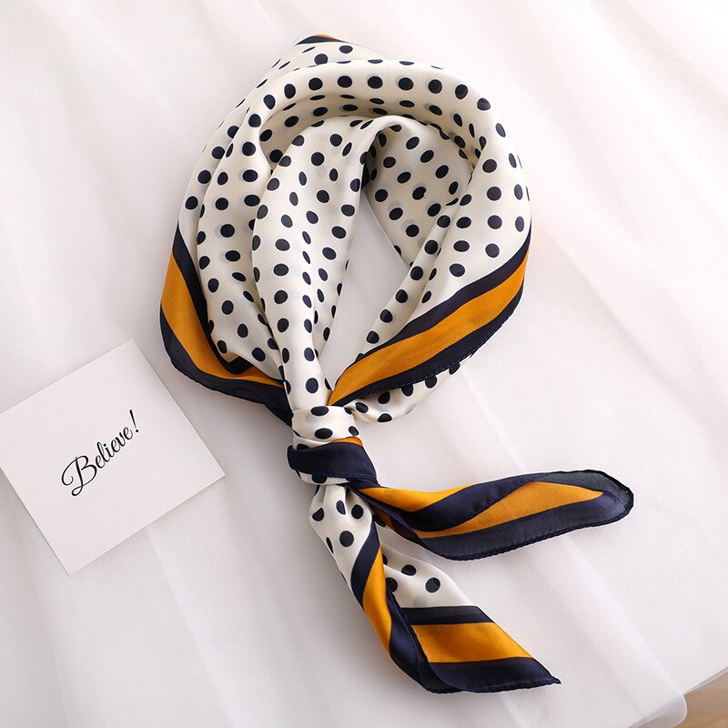 Pricktryckt halsduk siden satin hårscarf för kvinnor små sjalar hårscarfs dam 70*70cm fyrkantiga väskor halsdukar för damer: 16