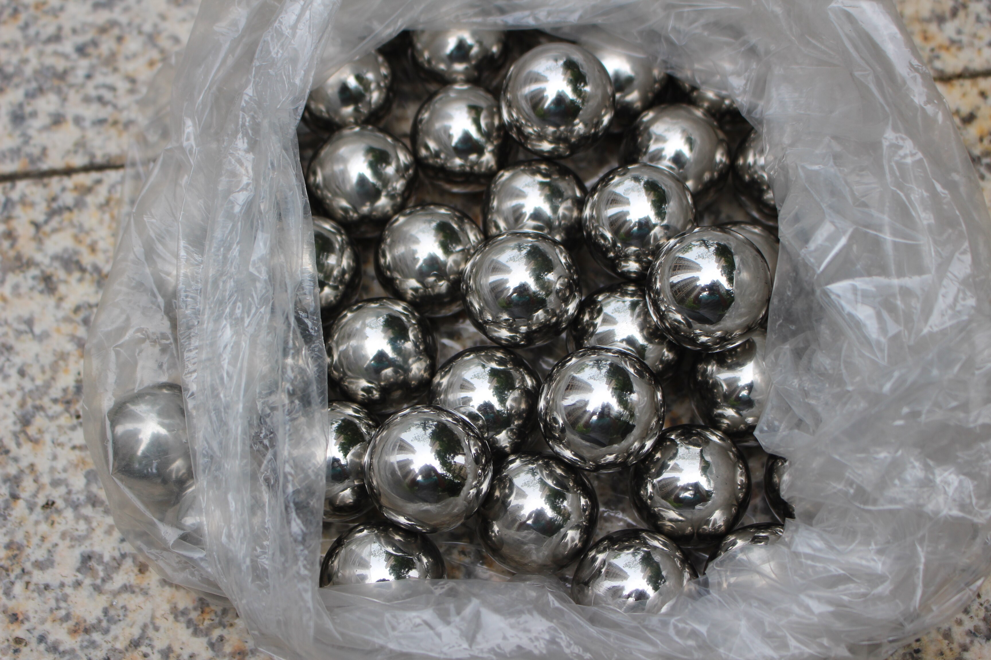 Dia 50mm 304 stainless steel hollow ball seamless mirror ball family courtyard interior decoration ball float