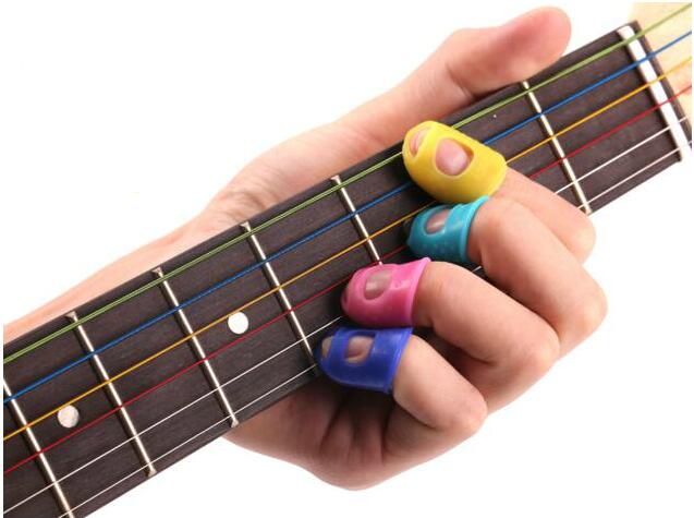 4pcs Vingertop Protector Fingerstall Silicone Guitar String Vinger Guard Tegen de Pers Vinger Ballad Gitaar Accessoires GYH