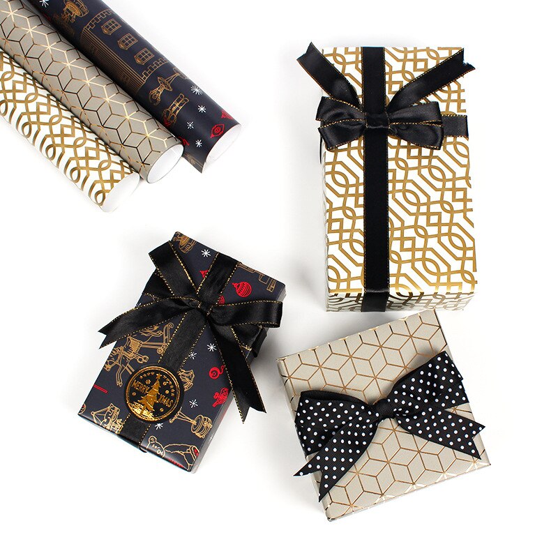 Light luxury classic decorative wrapping paper Christmas wrapping paper Black gold style wrapping paper 50*70cm