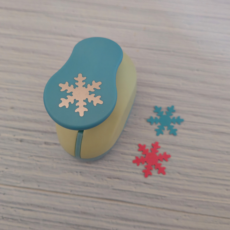 Furador de flores de 1,8 cm - 2,5 cm, perforador para hacer espuma Eva con corte de papel artesanal, álbum de recortes, ahorro de trabajo para niños, perforadora DIY hecha a mano: Morado