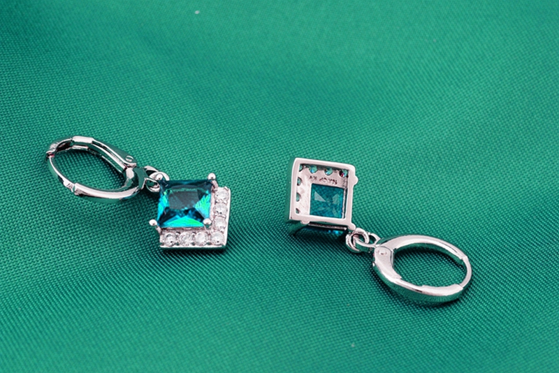Geometric Earrings Silver Color with Shine Round CZ Stone Wedding Bridal Party Anniversary Earings
