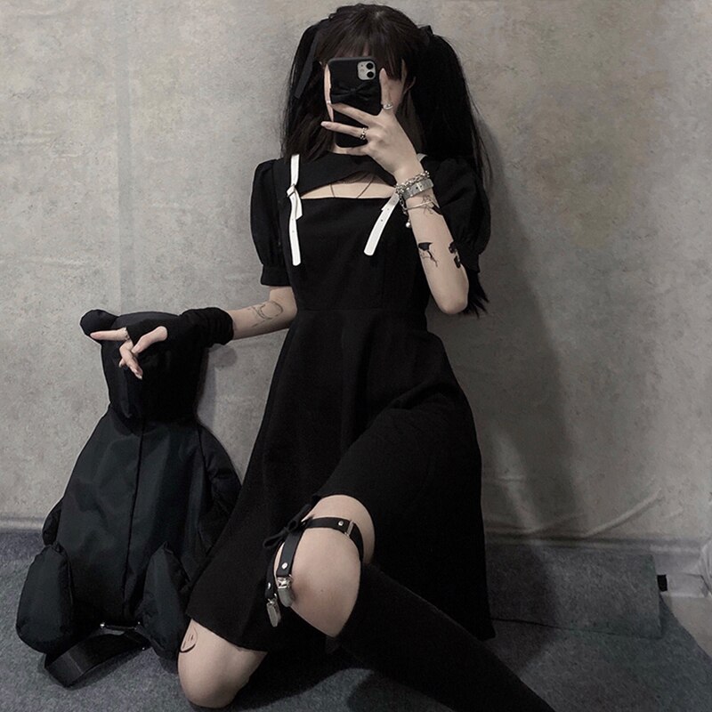 Sommer japansk slank sort kjole sød begravelse pufærmer syninger læderbælte talje krammende kjole gotisk lolita kjole