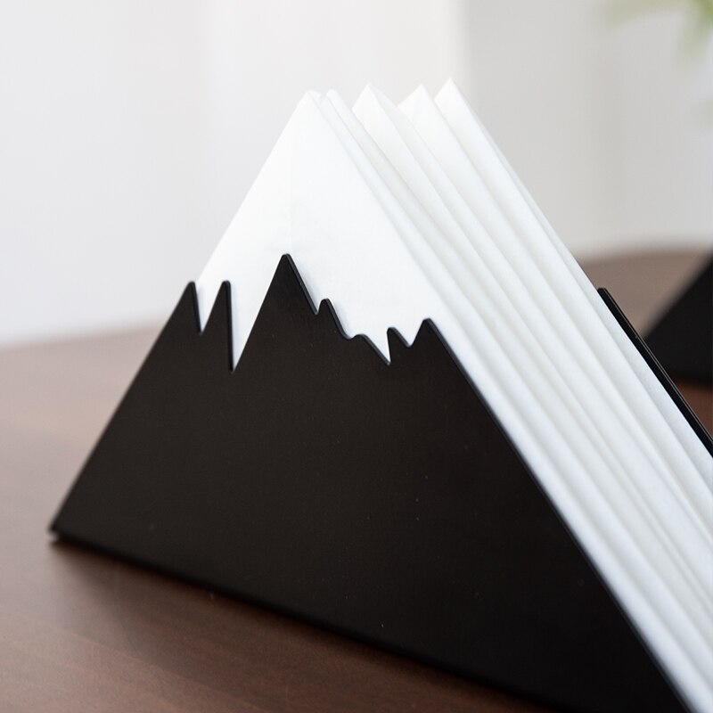 Caja para pañuelos y servilletas triangulares de acero inoxidable, color negro y dorado, papel para mesa rejilla para almacenamiento de toallas, decoración de escritorio para el hogar