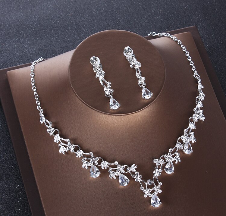 Barokke Luxe Zilveren Kleur Kristal Hart Bruids Sieraden Sets Kettingen Oorbellen Tiara Kroon Bruiloft Kralen Afrikaanse Sieraden Sets: 2Pcs Jewelry Set