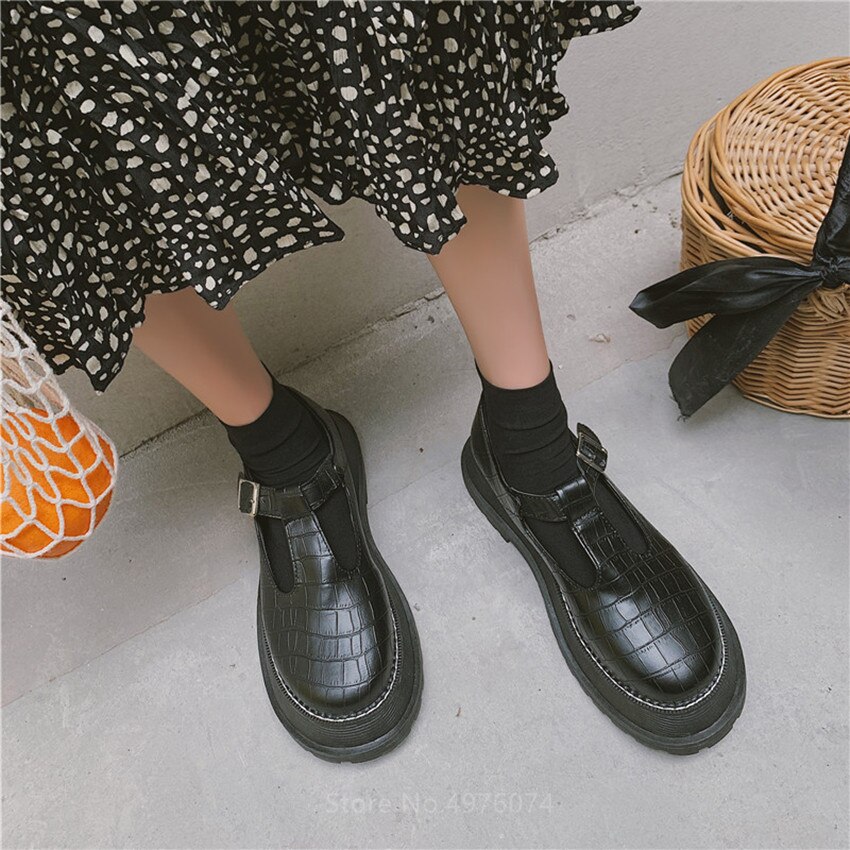Kleine Leder Schuhe Weibliche Britischen Wind Sommer Neue Lolita Mädchen Japanischen Wilden Schwarz retro Maria Jane Schuhe Wort Schnalle