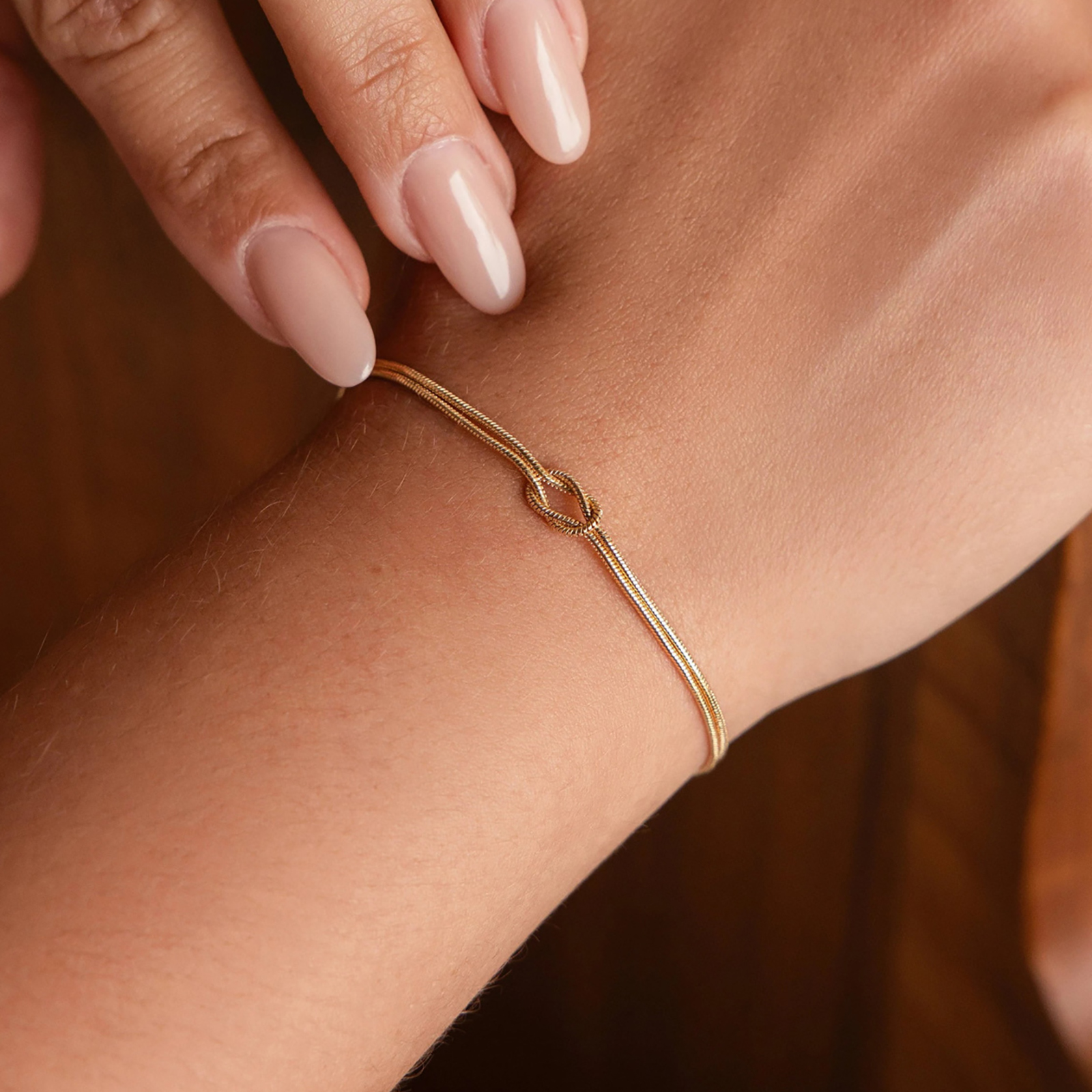 Pulseira Dupla Corrente de Cobra Nó de Amor Aço Inoxidável Cor de Ouro Pulseiras Ajustáveis Mulheres Homens Casal Jóias Minimalistas