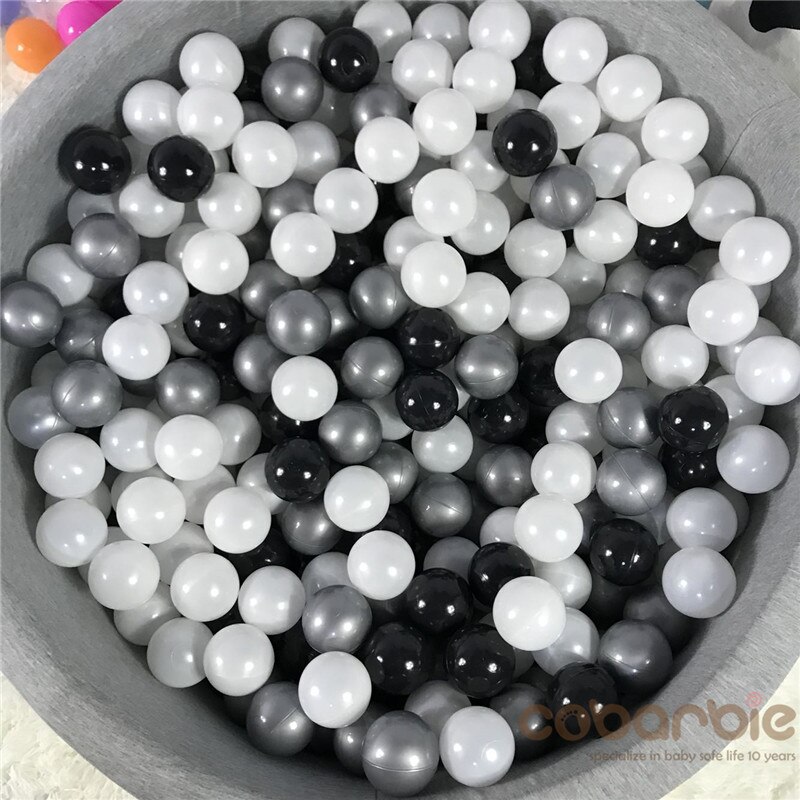 80pcs/lot Silver Grey Gold Soft Plastic ToyBalls Water Pool Ocean Wave Ball Baby Funny Toys Stress Air Ball Outdoor Fun Sports: pearlsilverblack