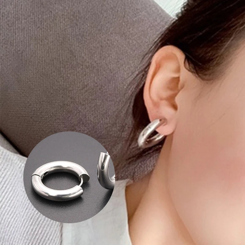 2pc Stainless Steel Small Hoop Earrings Punk Hip Hop Circle Round Huggie Hoop Earrings for Women Men Ear Ring Ear Bone Buckle