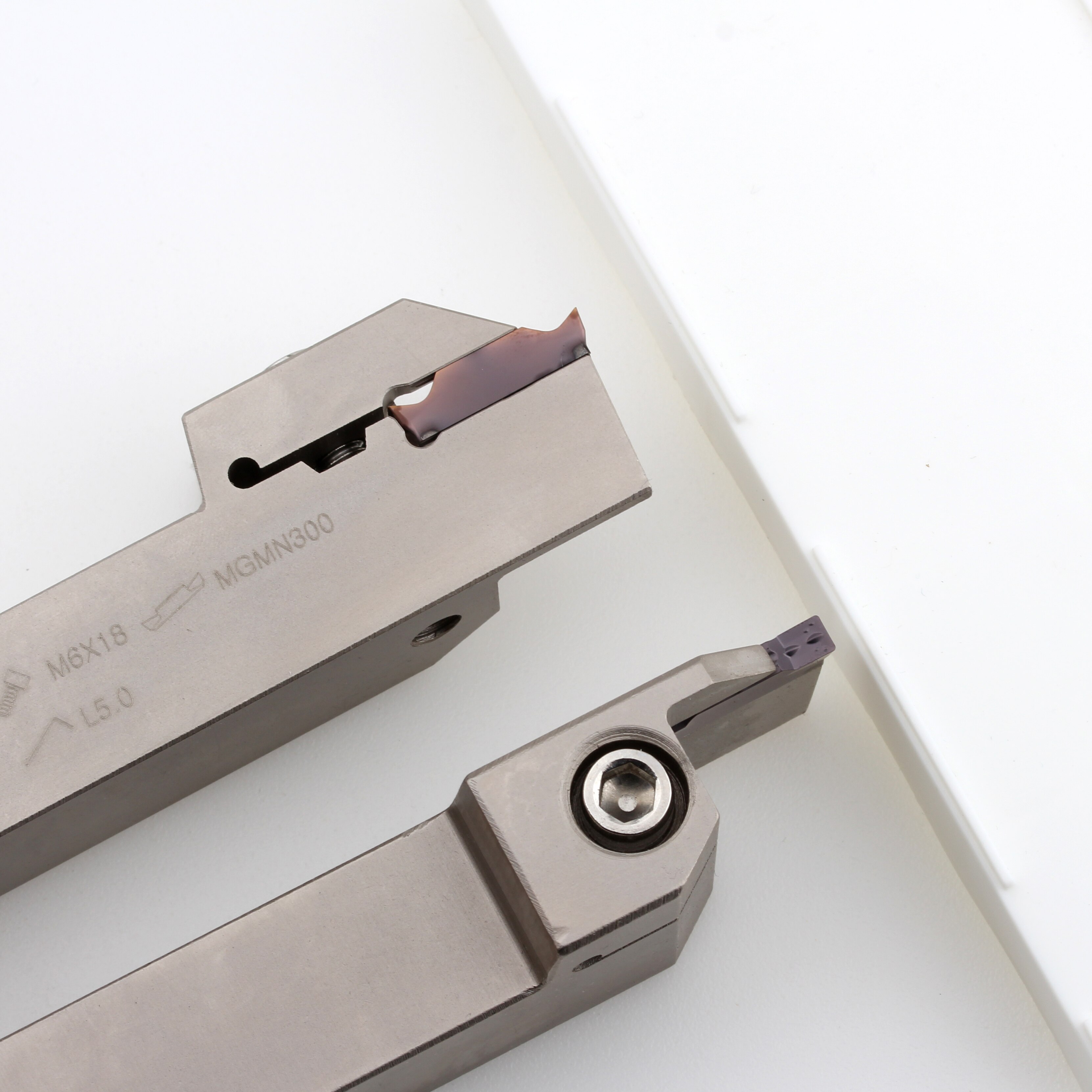 MGEHR1616 MGEHL1616 Turning tool holder Grooving turning tool holder Spring steel MGMN150-G MGMN200-G MGMN300