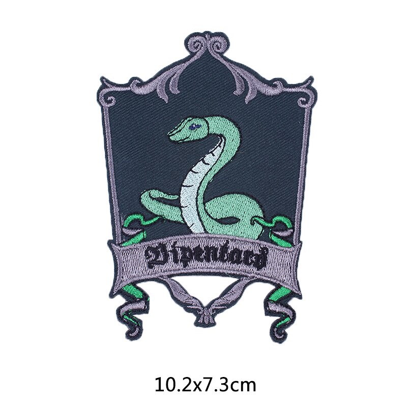 Ijzer Op Patches Voor Kleding Punk Schedel Tshirt Sticker Naaien Toepassingen Voor Kleding Rugzak Stof Geborduurde Patch: PE4020CT