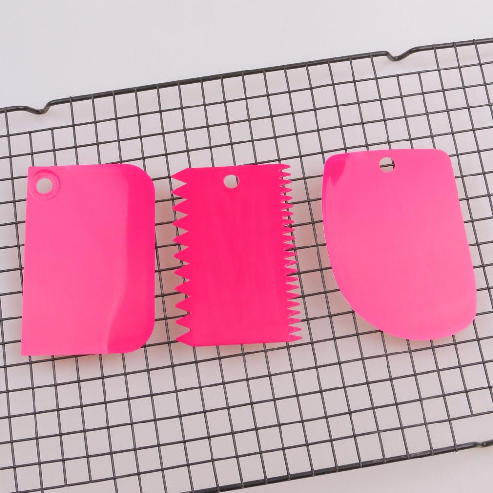 Dough Cake Scraper Bowl Scraper Cake Scraper Plastic Dough Cutter Jagged Edges Scraper Curved Edge Scraper Flat Edge Scraper: D