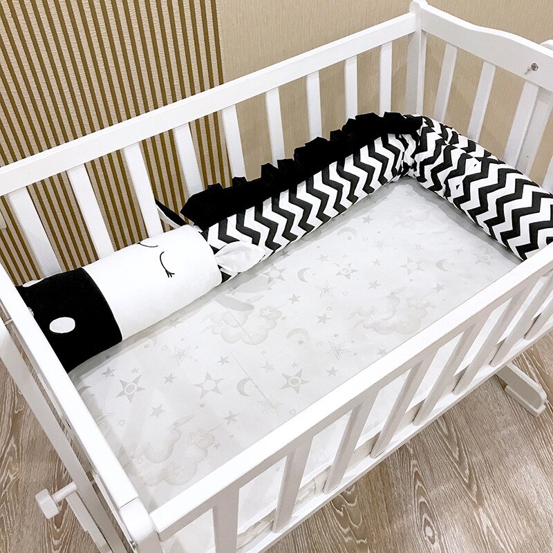 Baby crib bumper cot protector 3D cartoon animal head guard bumper nursery bedding bumper protection for crib black-white zebra