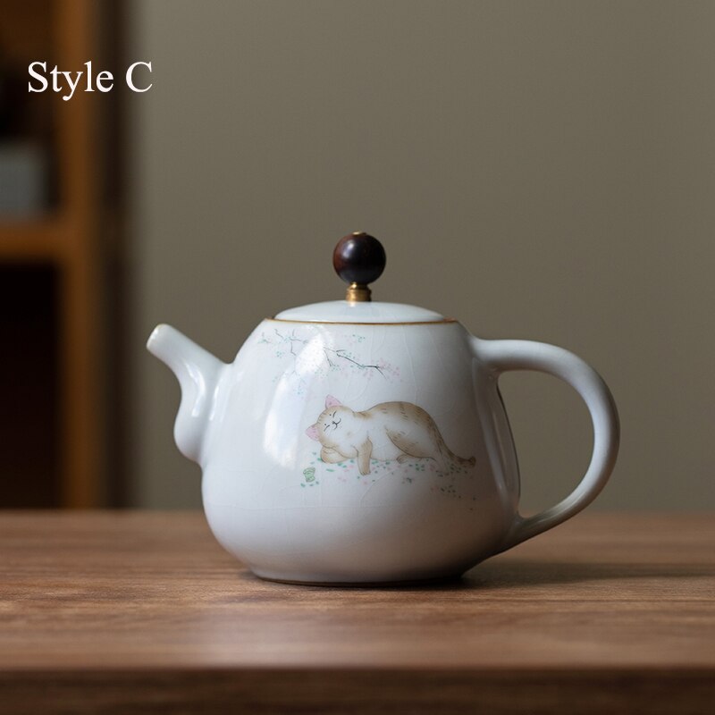 LUWU cute cat ceramic teapot traditional chinese tea pot 280ml: Style C