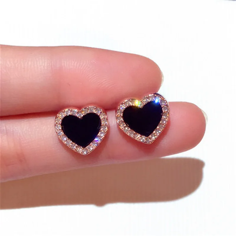 LATS Sweet Burgundy Enamel Heart Earrings for Women Girl Gold Color Metal Love Heart Hanging Dangle Earrings Vintage Jewelry: 661197