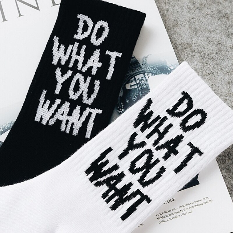 Grappige Brief Korea Halajuku Hip-Hop Straat Skate Sokken Kousen Mannen Zwart Wit Casual Katoen Korte Sokken Winter