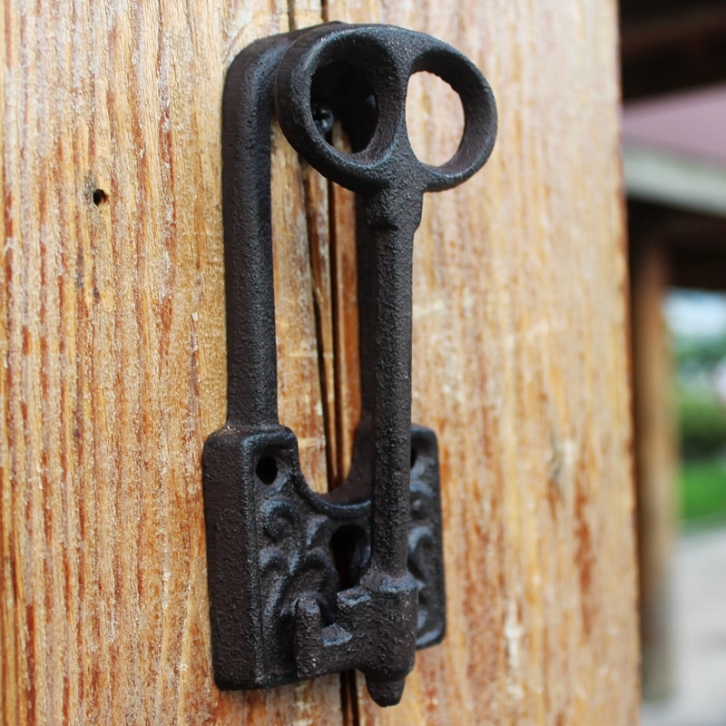 Retro Nostalgic Chinese Style Cast Iron Crafts Key Lock Door Knocking Courtyard Garden Door Antique Door Handle Knocker