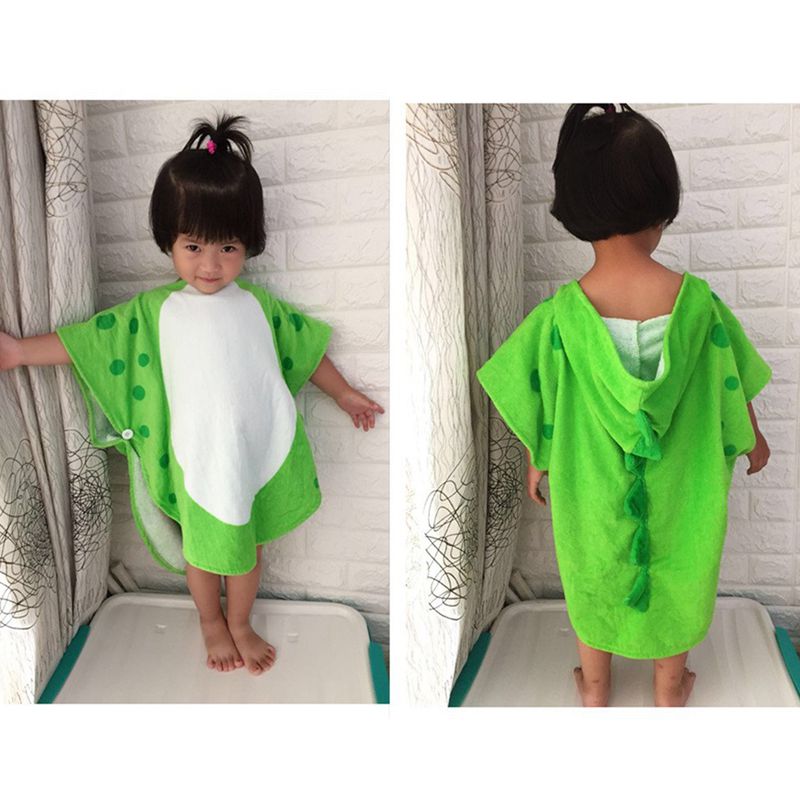 Børn badehåndklæde kappe børn hætteklædte strand svømning poncho dinosaur mønster (grøn + hvid 55 cm x 110 cm)