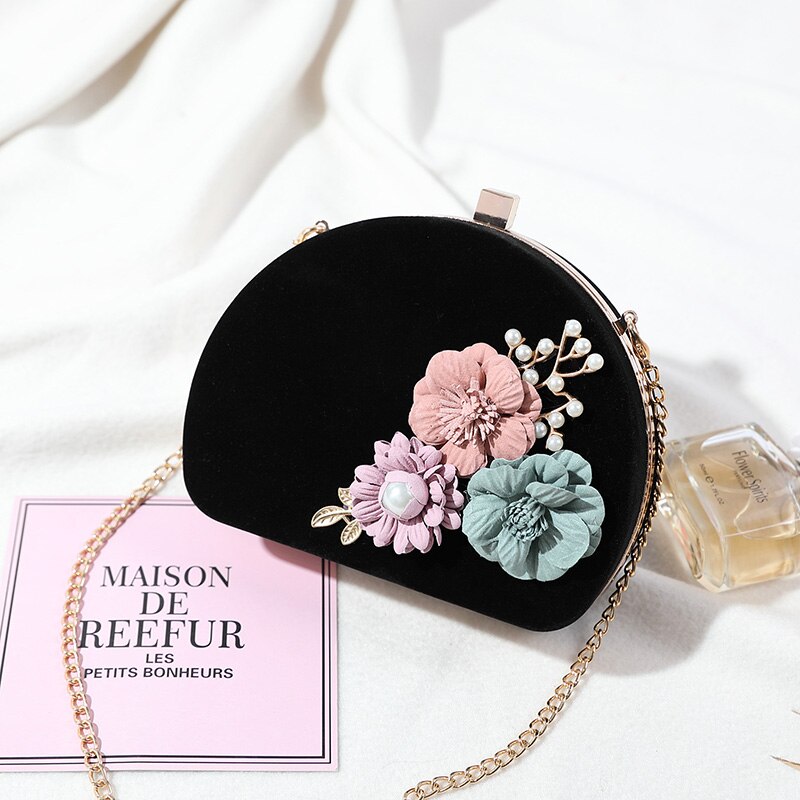 LYKANEFU Vintage Women Evening Bags 3D Flower Frame Day Clutches Chain Shoulder Hand Bags For Party Wedding Purse for Phone: Black