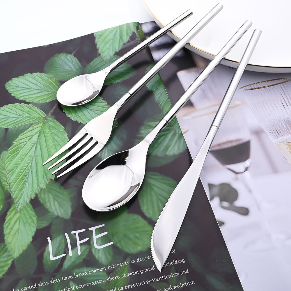 Drmfiy 4/16pcs Noir Ensemble de Vaisselle Couteaux Fourchettes Cuillères Couverts En Acier Inoxydable Couverts Couverts Cuisine Vaisselle