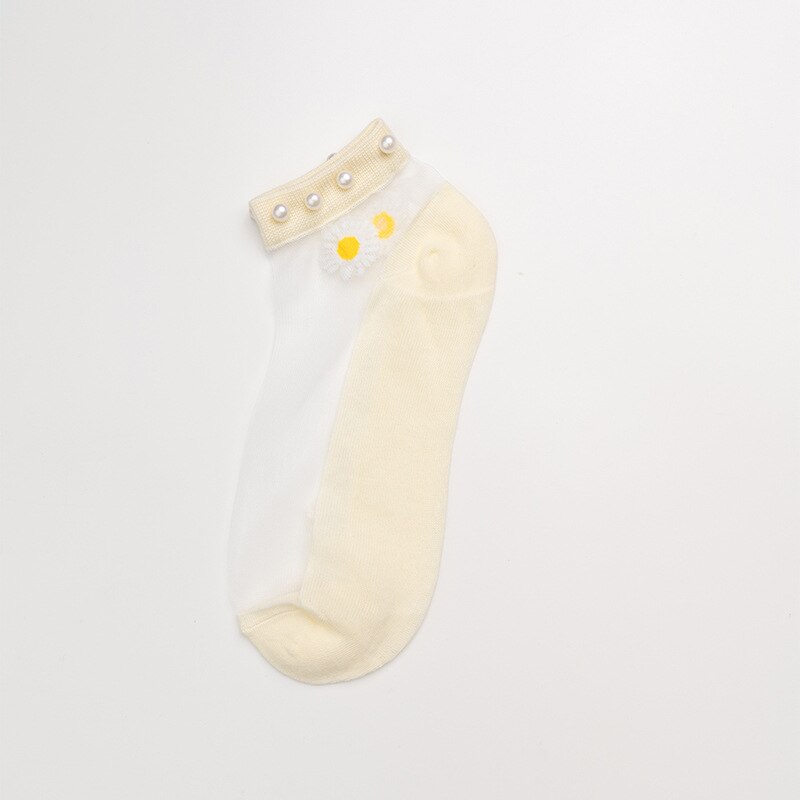 Breathable Thin Socks Women Summer Transparent Lace Socks with Pearl Lady Glass Silk Cotton Mesh Daisy Socks Nylon Ankle Socks: Light Yellow