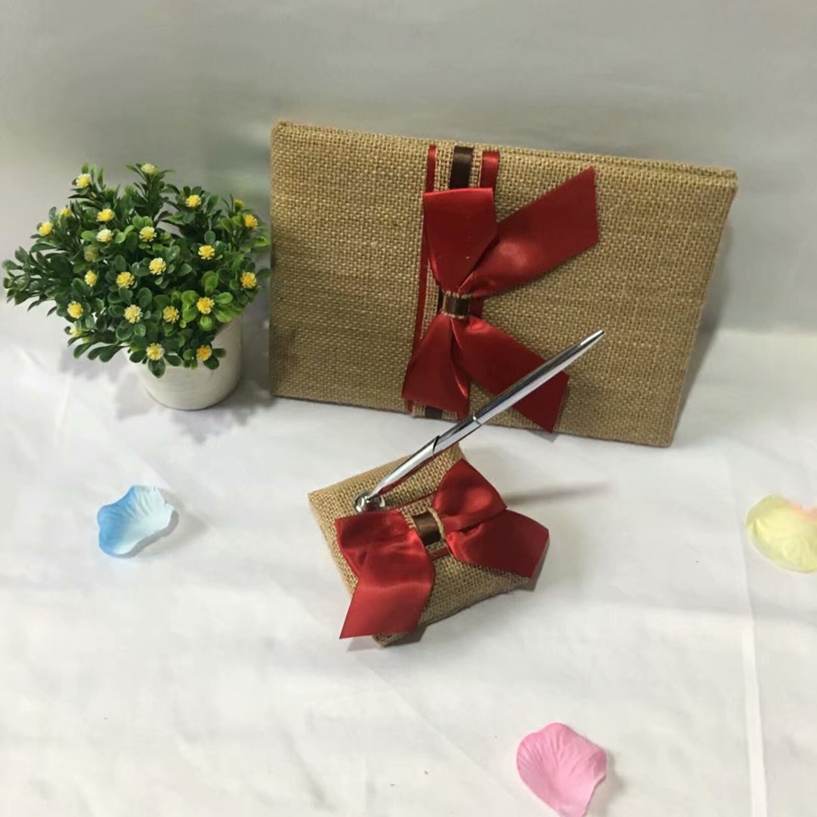 Gästbok och pennset säckväv utsmyckad satin rosett bröllop dekor mottagning