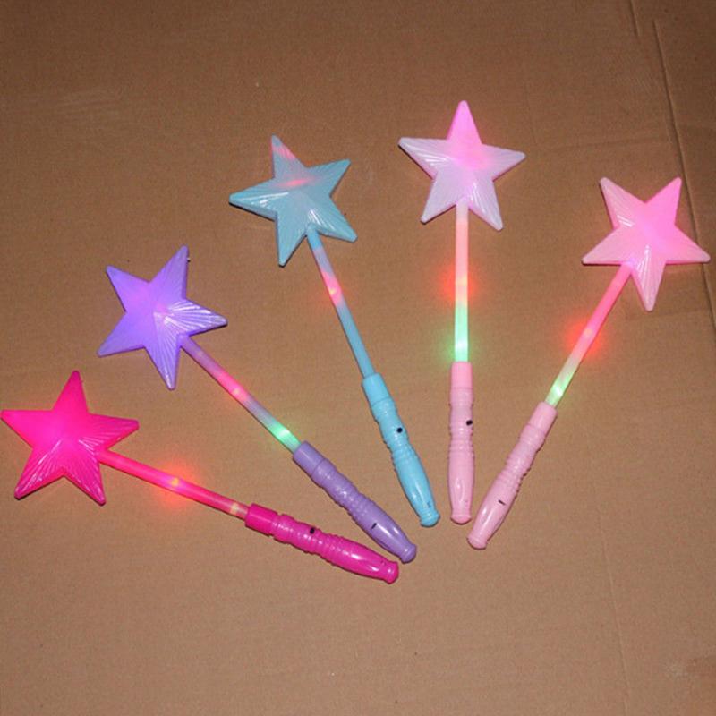Juguetes con luz LED de estrellas, 3 modos de lujo, varita mágica de la estrella LED, barra luminosa parpadeante para , Navidad, juguetes luminosos de colores 1 Uds.