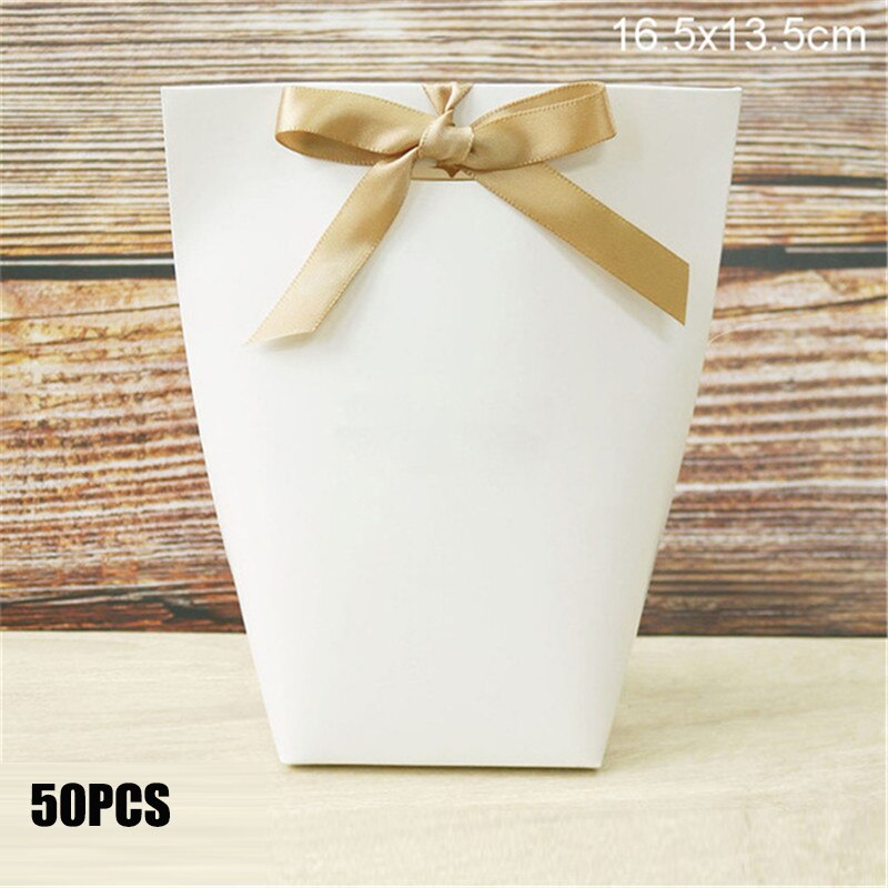 50 Stks/partij Zwart Wit Bronzing Franse "Merci" Papier Candy Bag Dank U Bonbondoos Pakket Bruiloft Verjaardag party Favor Tassen: big white