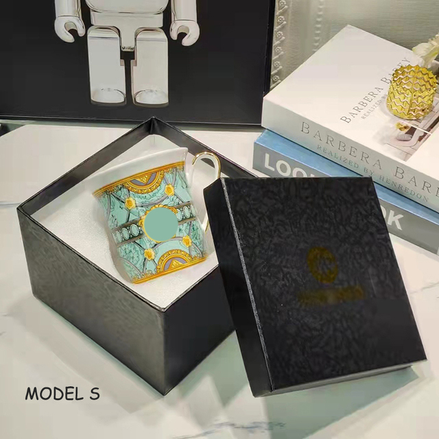 Tea Cup Coffee Cup Saucer Couples Mugs Set Drinkware European Palace Gold Rim Coffee Cup Bone China Hand-painted Head Style: S