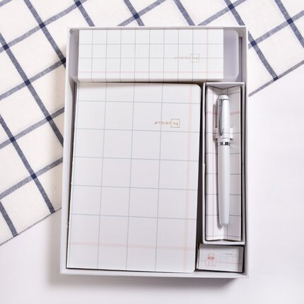 Student Stationery Set Primary High School Cute Cartoon Children's Notebook Pen Tape Eraser Pencil Sharpener: 68890B