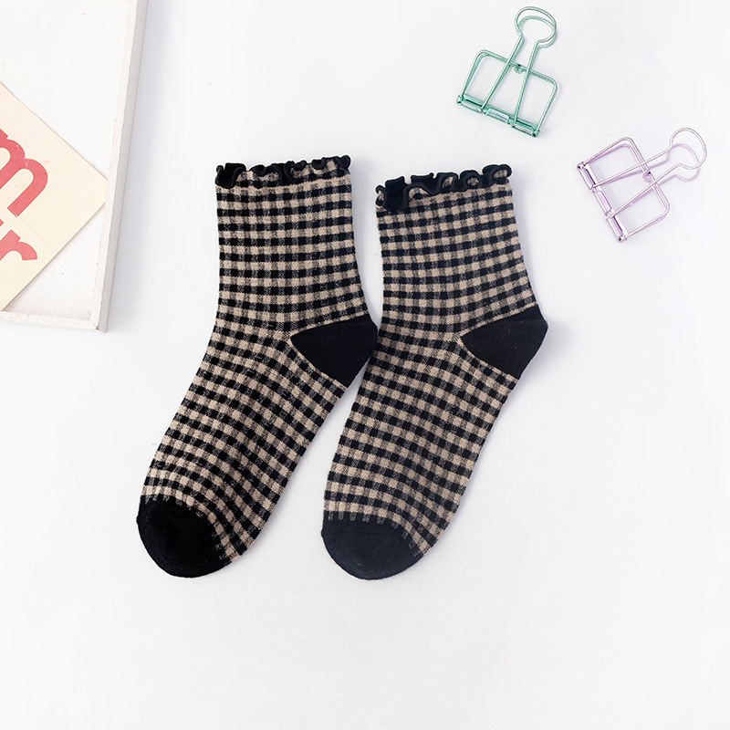 Calcetines de mujer de otoño a cuadros Retro Vintage calcetines de algodón equipo cómodo Color calcetín elástico a cuadros calcetines cortos Mujer Sox: Negro