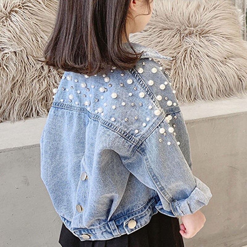 Giacca di jeans per ragazze primaverili e autunnali 2024 autunno coreano nuova giacca cardigan con bottoni superiori con risvolto dolce manica lunga allentata