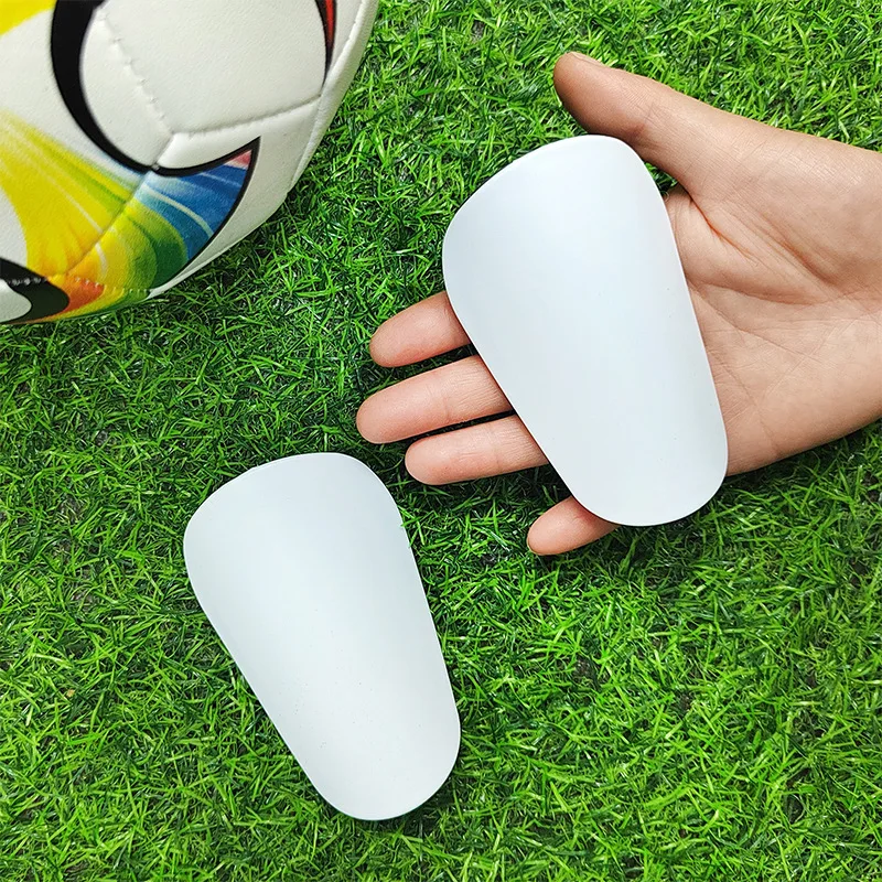 1 paire de jambières de football pour enfants et adultes, Mini protège-tibia d'entraînement pour équipement d'entraînement de football, protège-tibia pour pieds: Violet