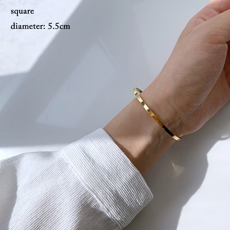 Ghidbk lækker enkel tynd almindelig armbånd armbånd minimalistisk geometrisk firkantet rundt armbånd gade stil armbånd kvinder smykker: En lille