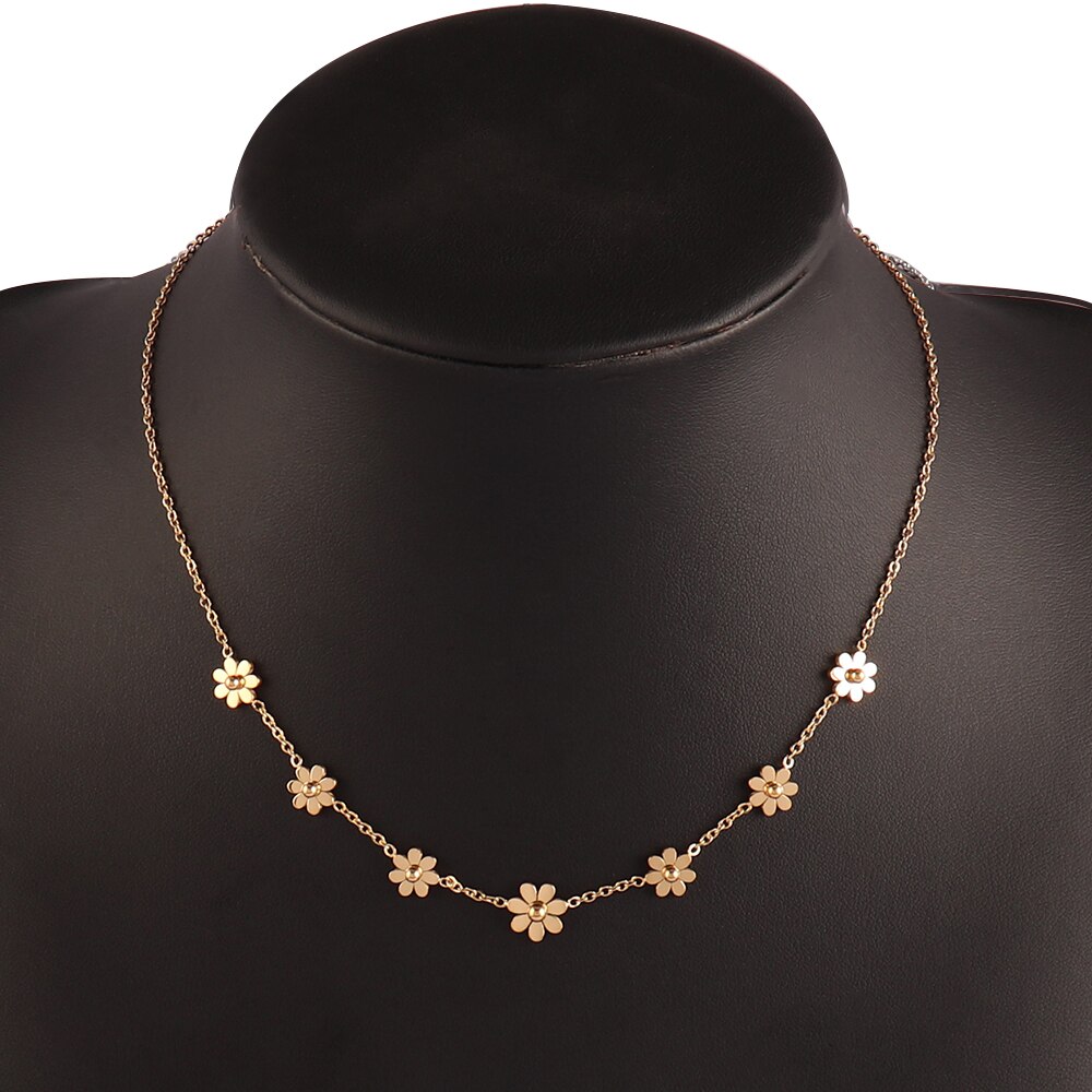 Trendy Product Stainless Steel Necklace For Women Gold Silver Color Charm Flower Butterfly Pendant Necklace Jewelry: B0260